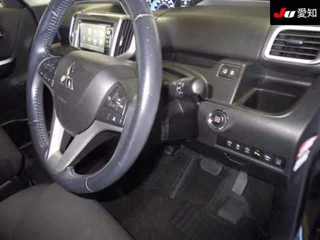MITSUBISHI DELICA D:2