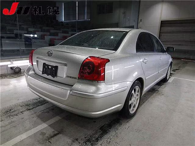 TOYOTA AVENSIS