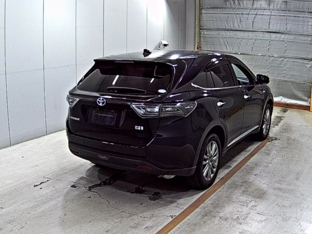 TOYOTA HARRIER