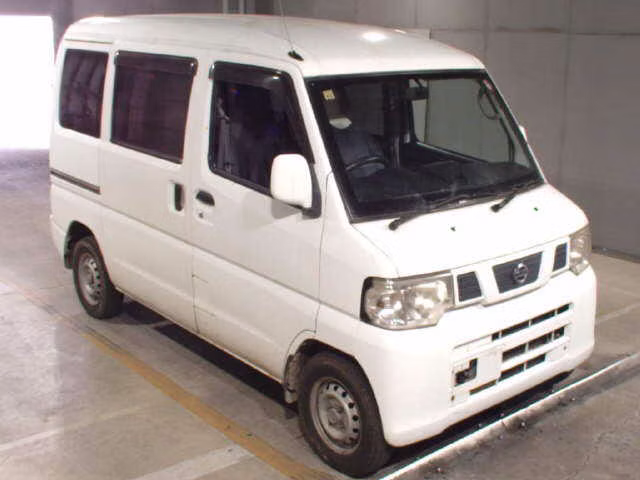 NISSAN NV100 CLIPPER