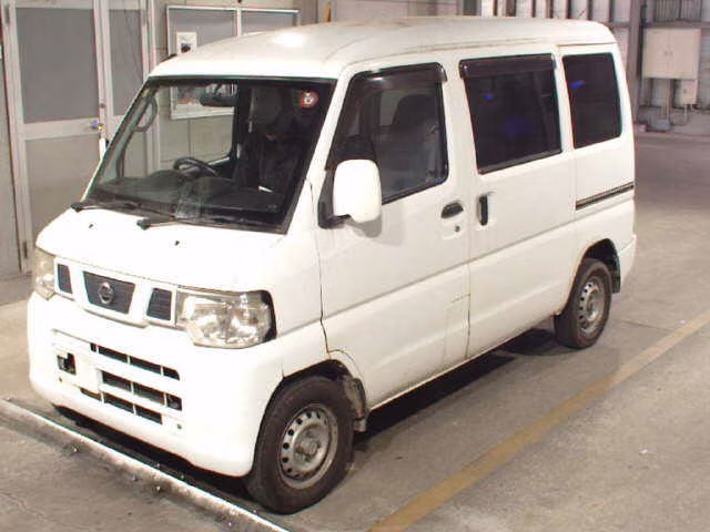 NISSAN NV100 CLIPPER