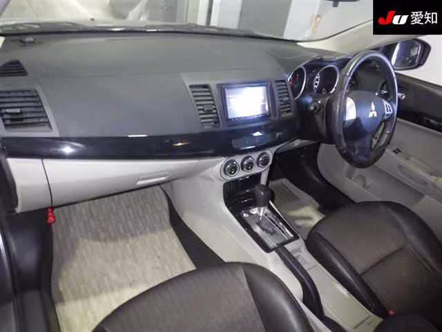 MITSUBISHI GALANT FORTIS