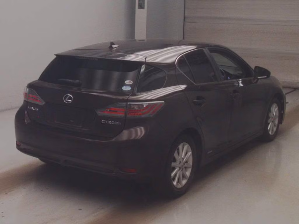 LEXUS CT200H
