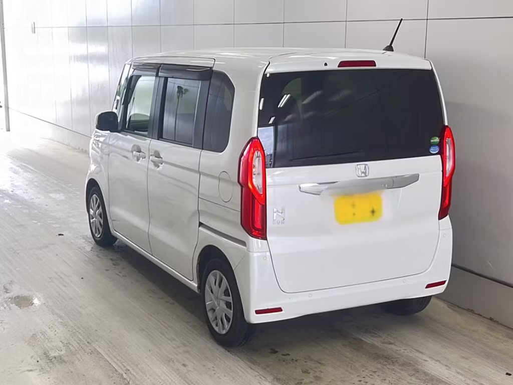 HONDA N-BOX