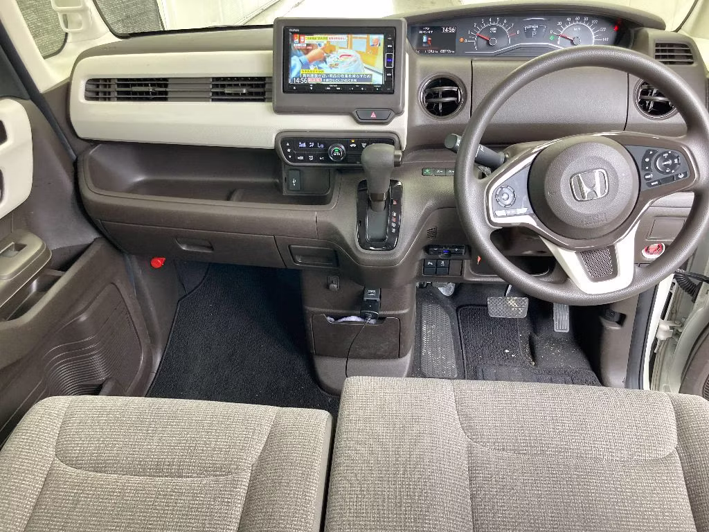 HONDA N-BOX