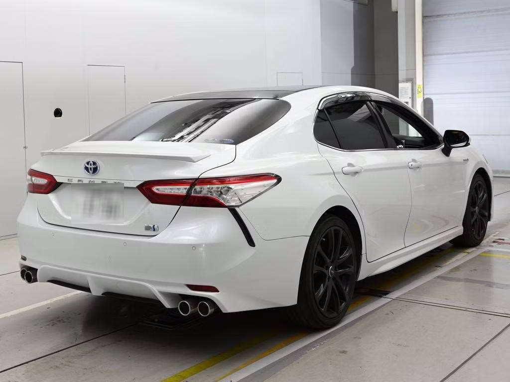 TOYOTA CAMRY