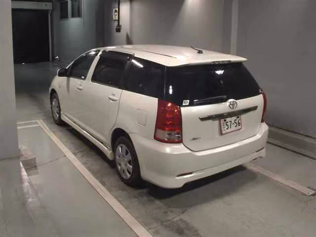 TOYOTA WISH