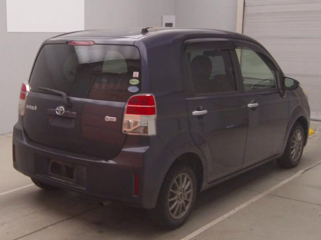 TOYOTA SPADE