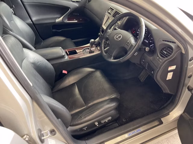LEXUS IS250