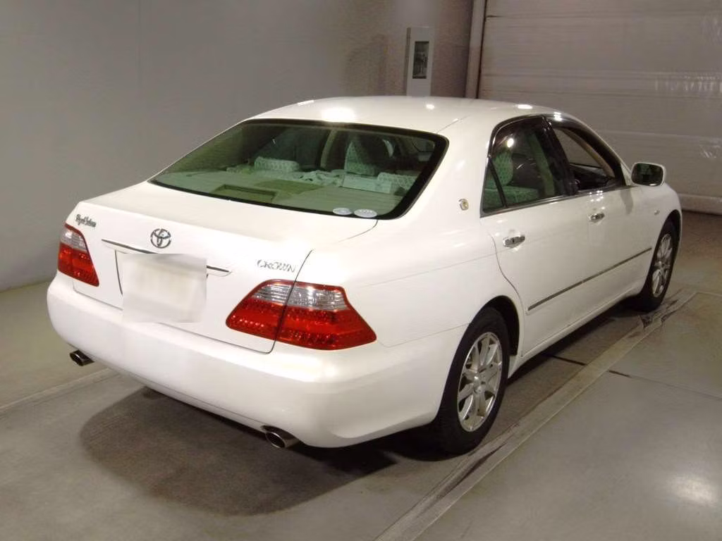 TOYOTA CROWN