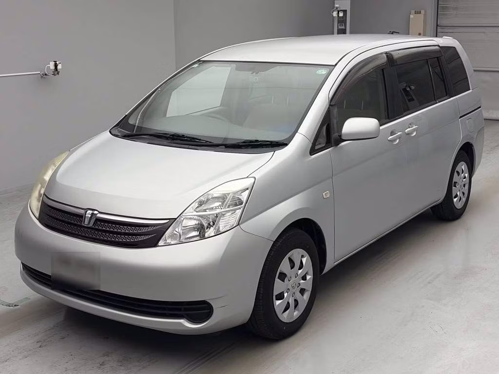 TOYOTA ISIS