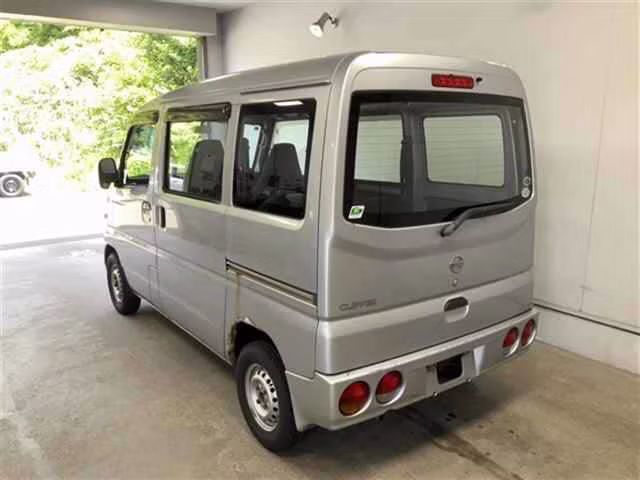 NISSAN CLIPPER