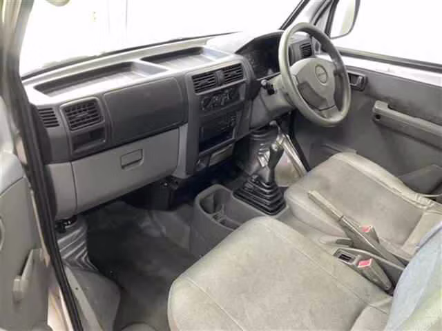 NISSAN CLIPPER