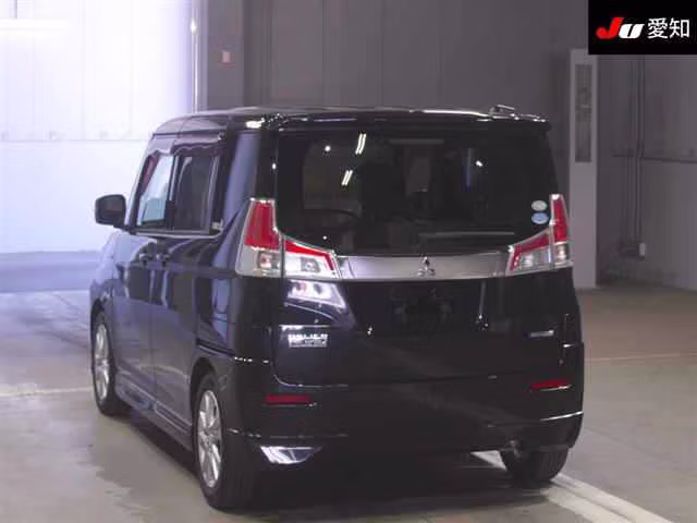 MITSUBISHI DELICA D:2