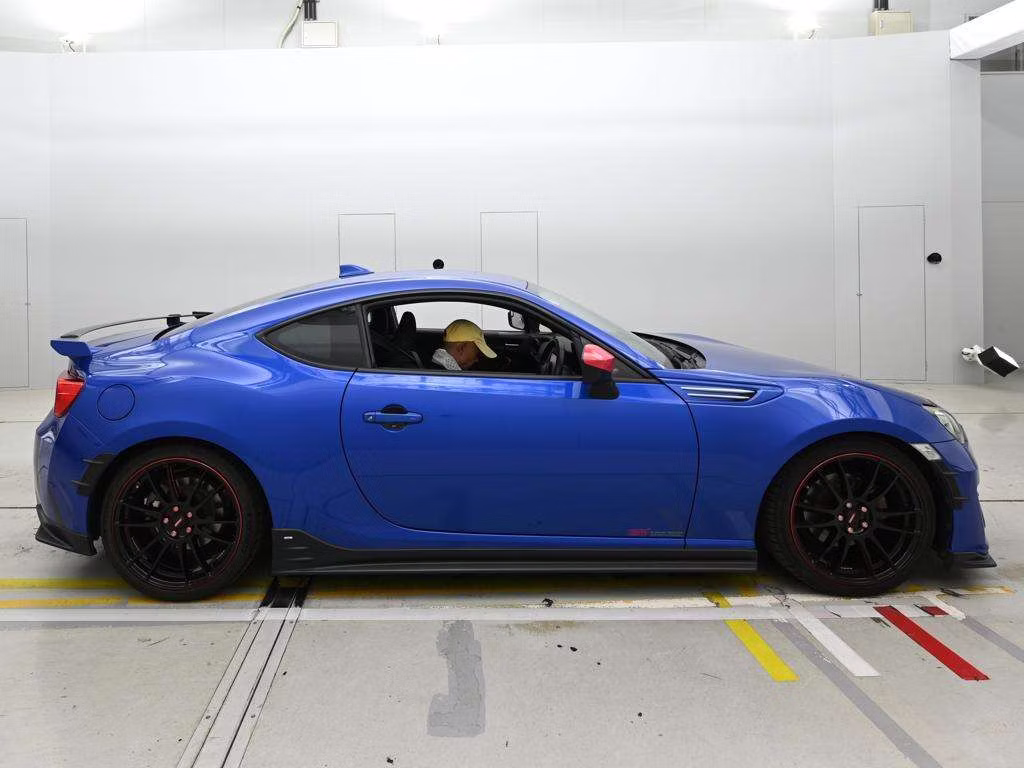 SUBARU BRZ