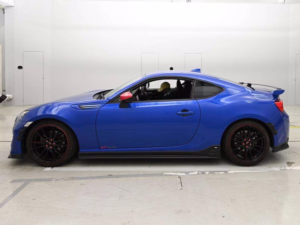 SUBARU BRZ