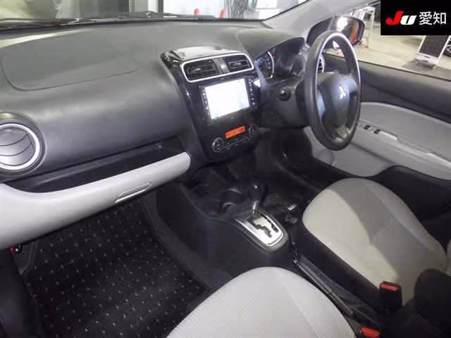 MITSUBISHI MIRAGE