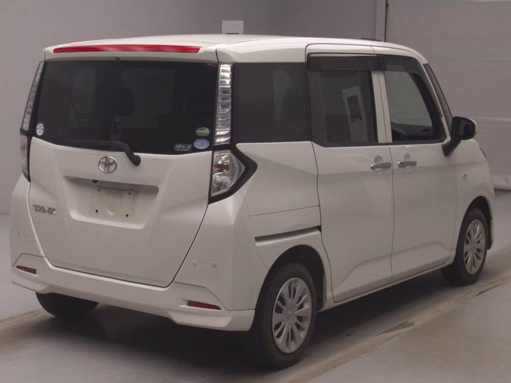 TOYOTA TANK