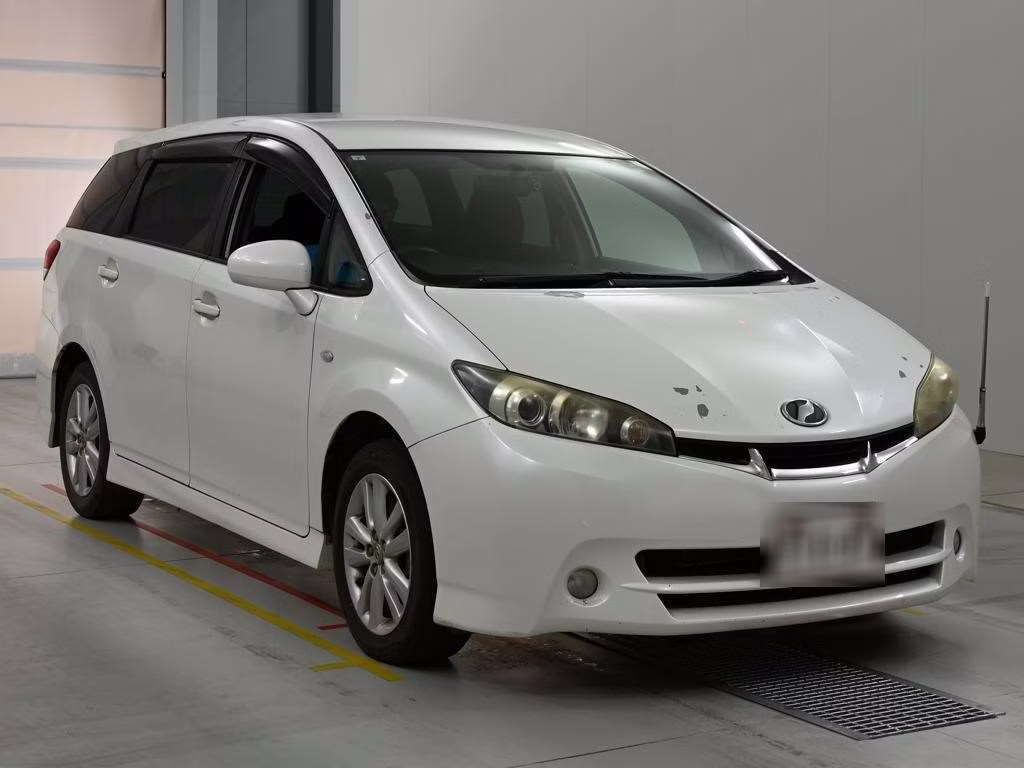 TOYOTA WISH