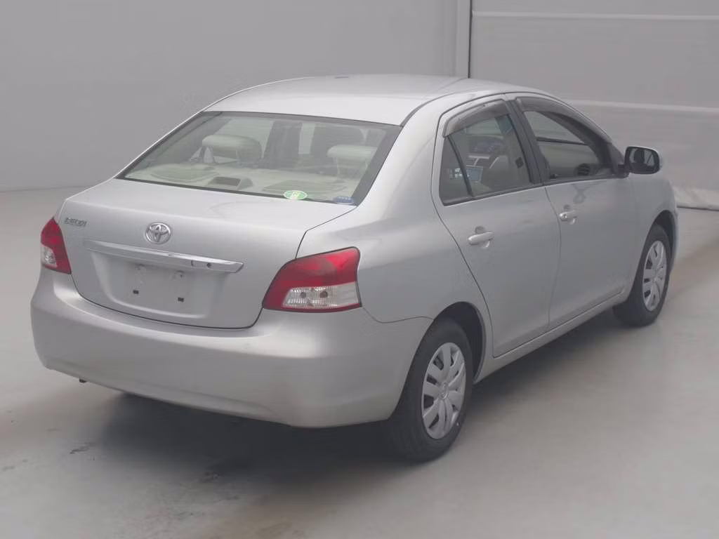 TOYOTA BELTA