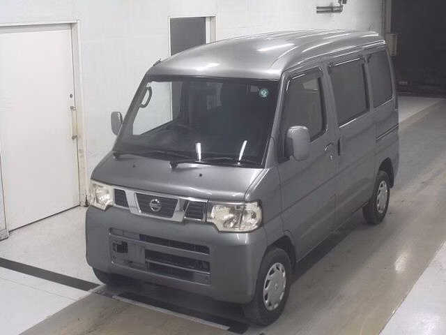 NISSAN NV100 CLIPPER