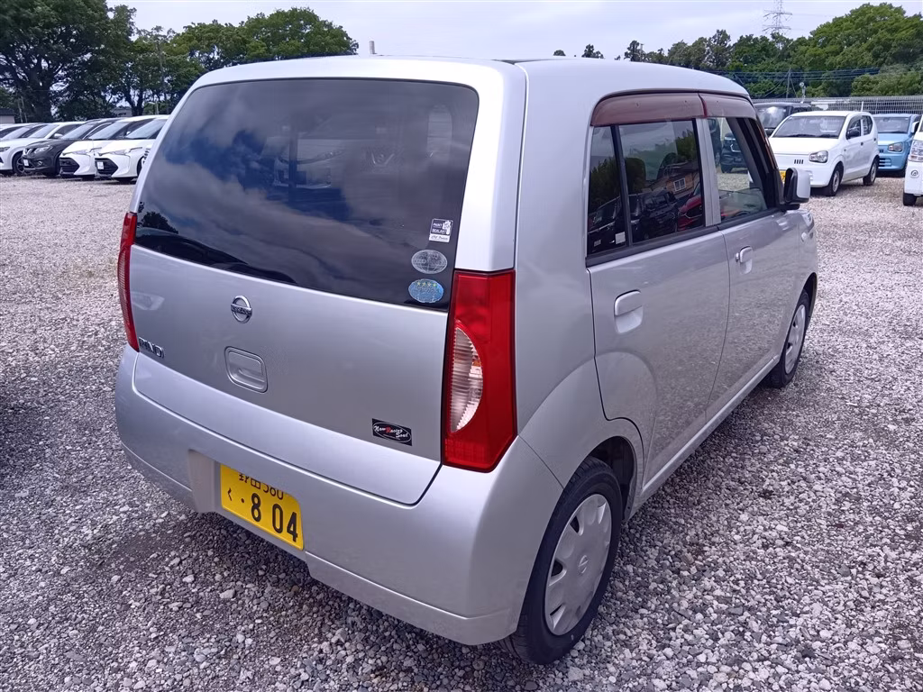 NISSAN PINO