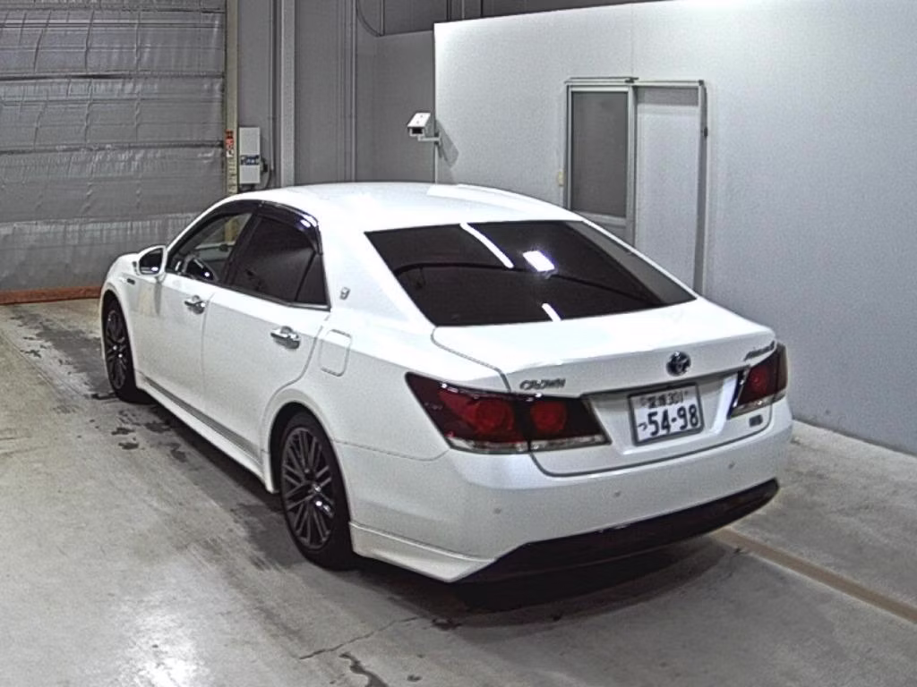 TOYOTA CROWN