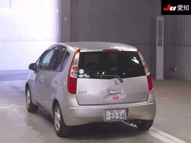 MITSUBISHI COLT