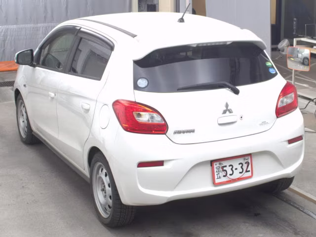 MITSUBISHI MIRAGE