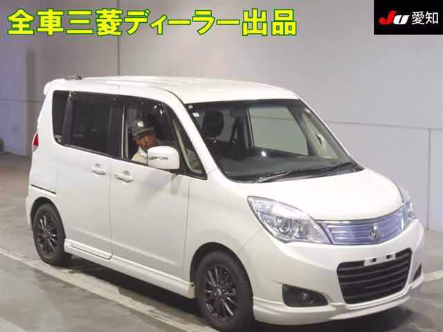 MITSUBISHI DELICA D:2