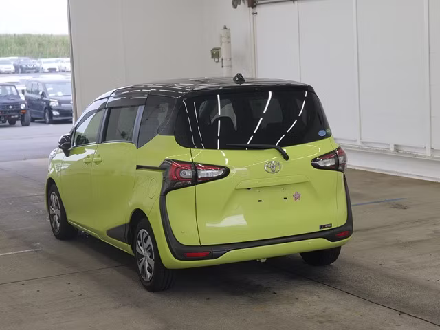 TOYOTA SIENTA