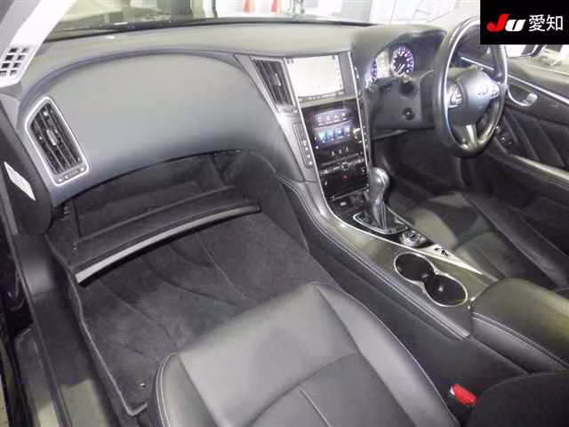 NISSAN SKYLINE