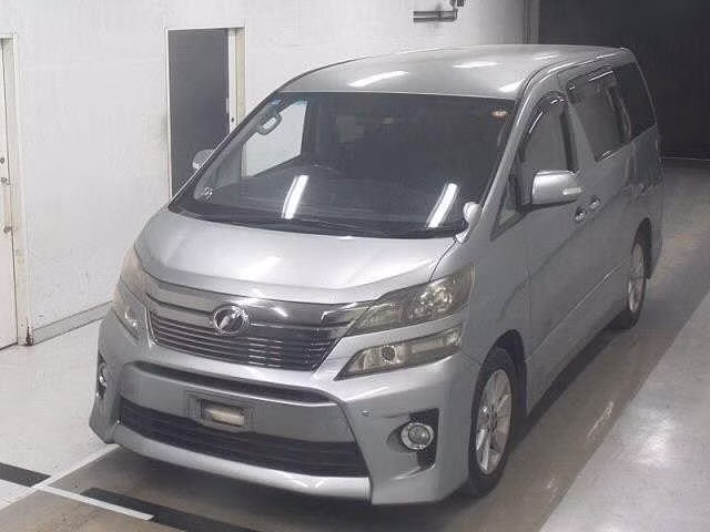 TOYOTA VELLFIRE