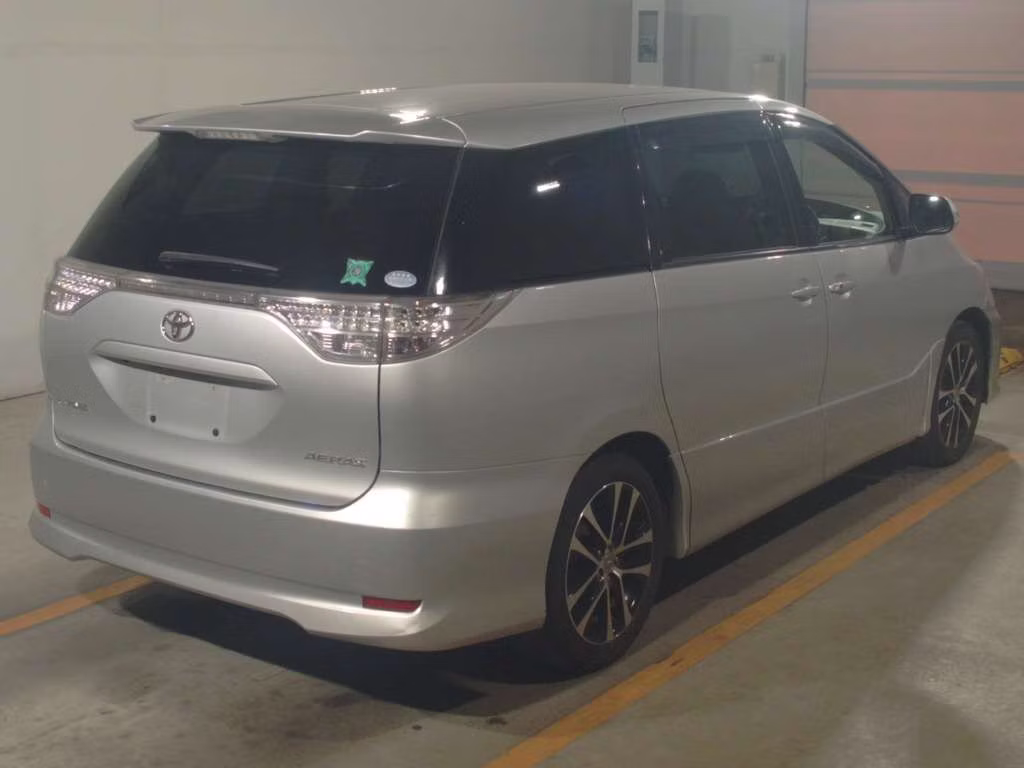 TOYOTA ESTIMA