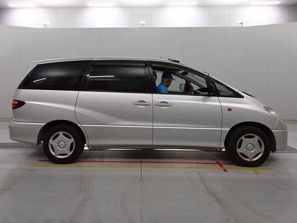 TOYOTA ESTIMA