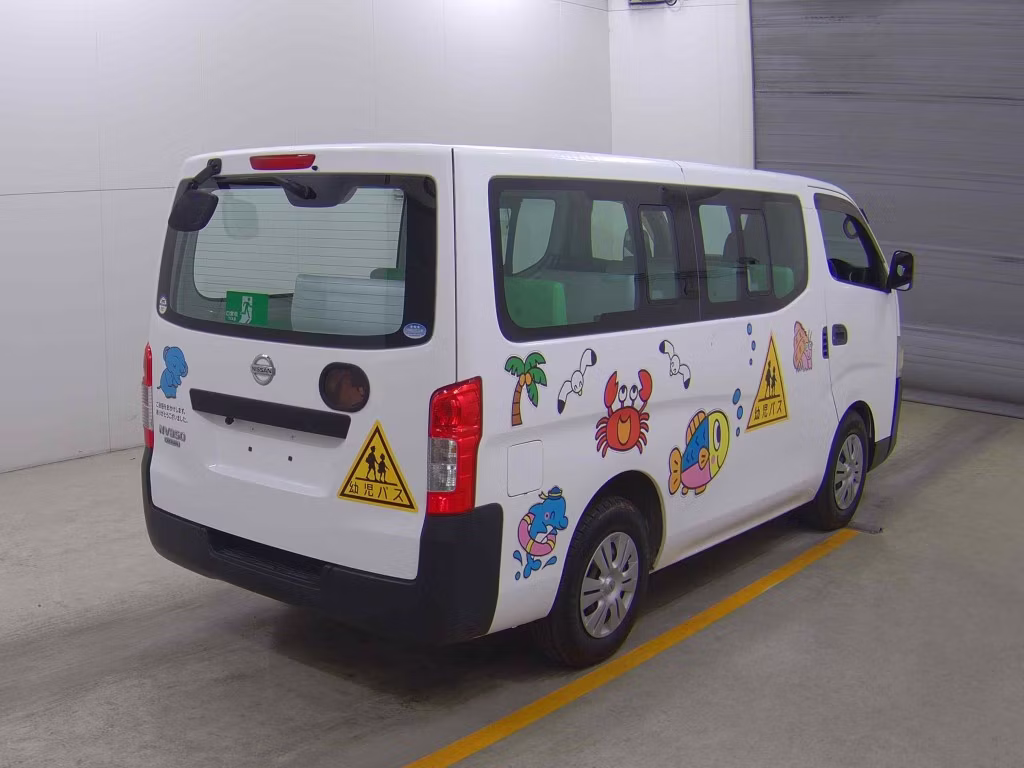 NISSAN NV350 CARAVAN