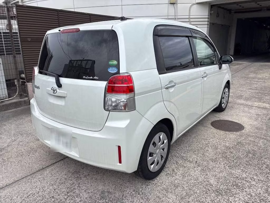 TOYOTA SPADE