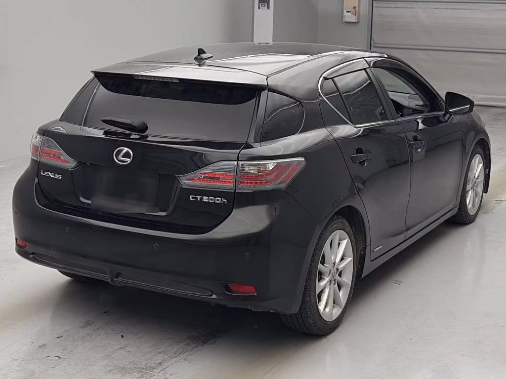 LEXUS CT200H
