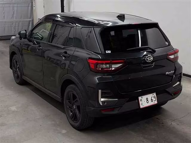 DAIHATSU ROCKY