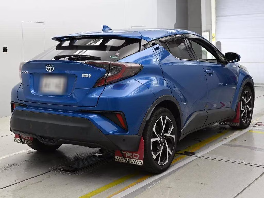 TOYOTA C-HR