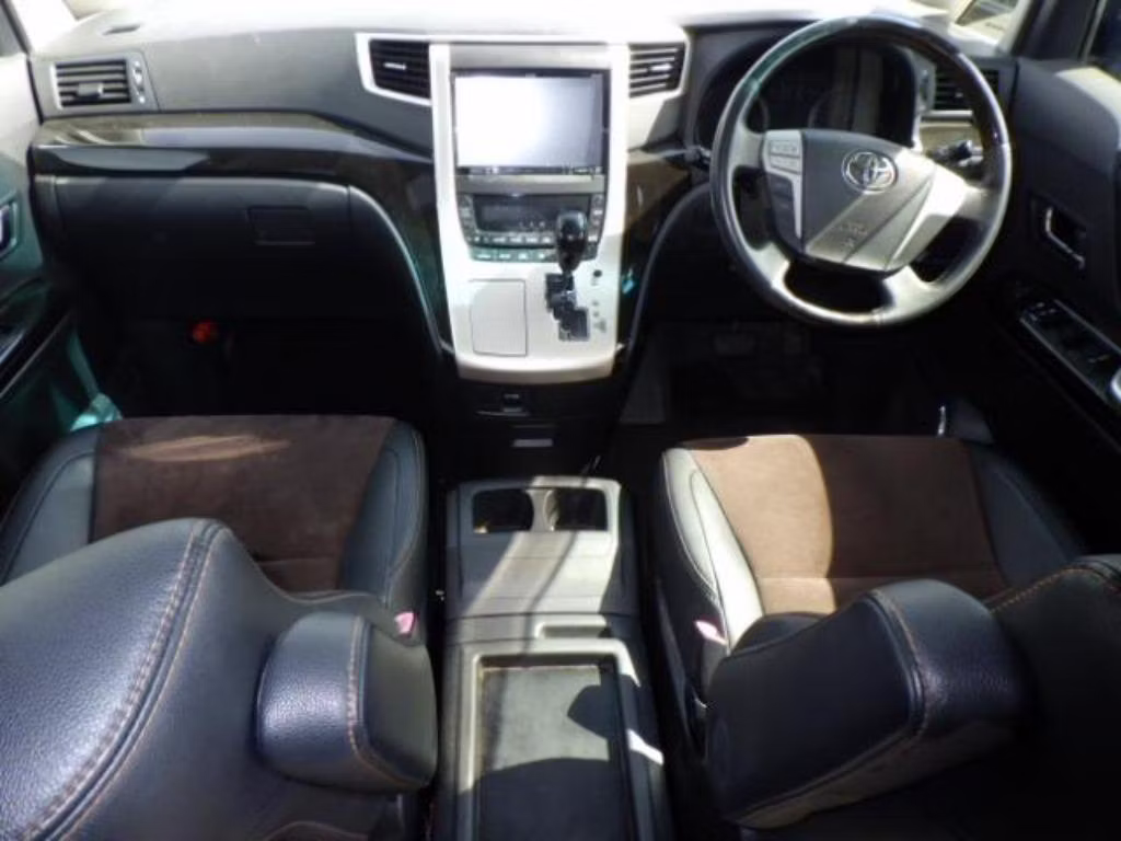TOYOTA ALPHARD