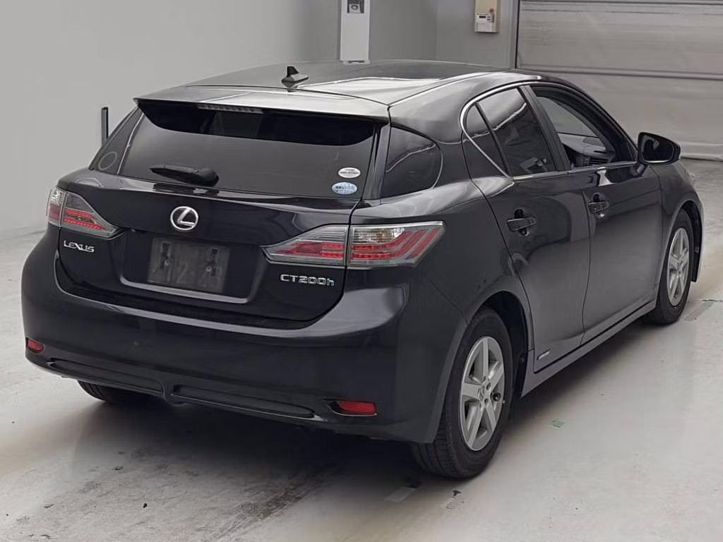 LEXUS CT200H