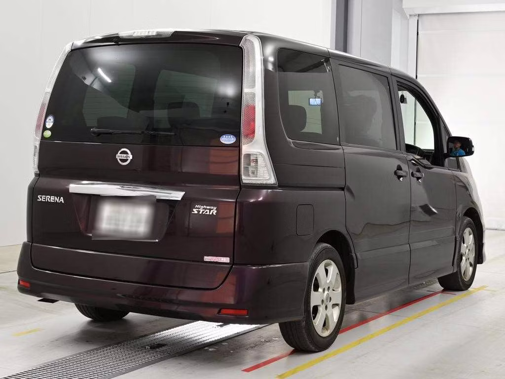 NISSAN SERENA