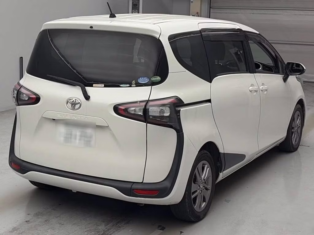 TOYOTA SIENTA