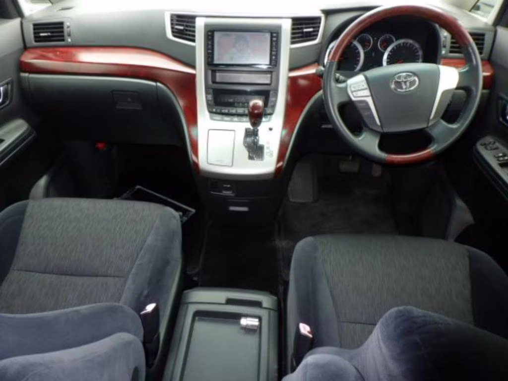 TOYOTA ALPHARD
