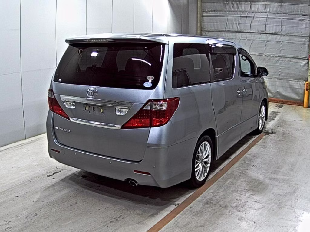 TOYOTA ALPHARD