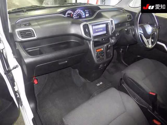 MITSUBISHI DELICA D:2
