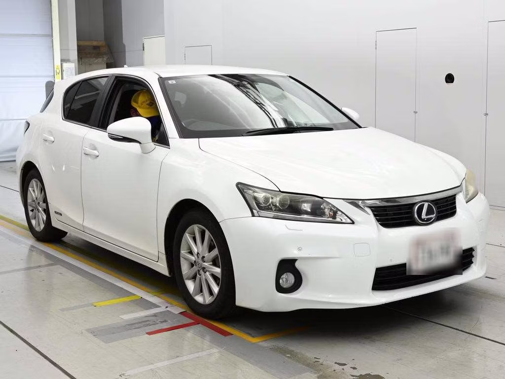 LEXUS CT200H
