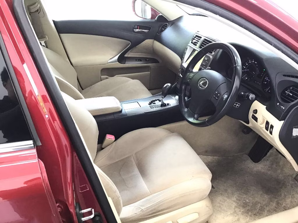 LEXUS IS250