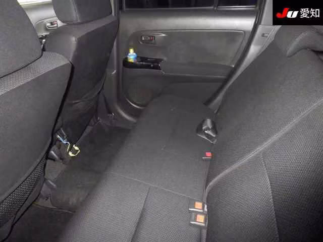 TOYOTA BB